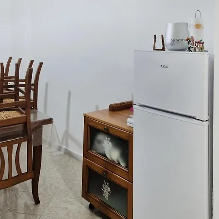 1 Bedroom Pet Friendly In Apartment *